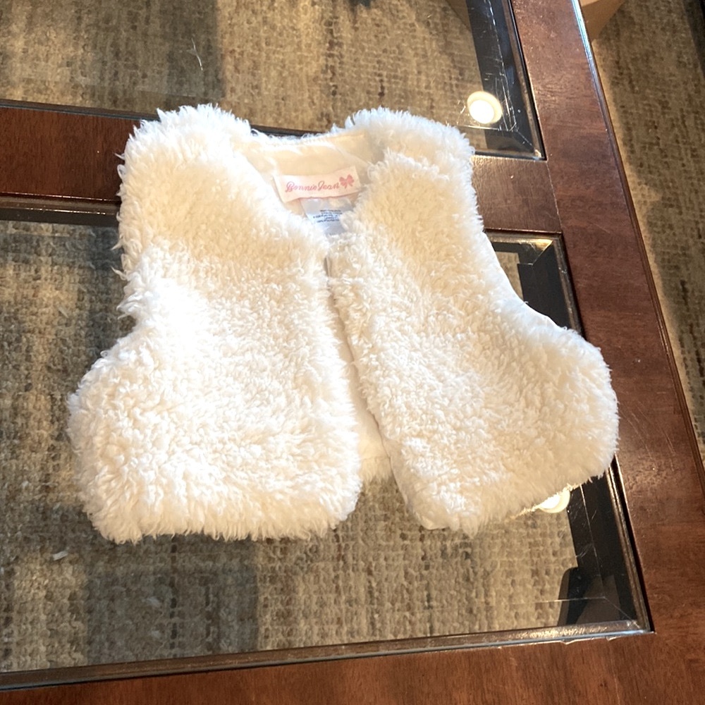 Bonnie Jean White Faux Fur Vest 2T - Picture 4 of 8